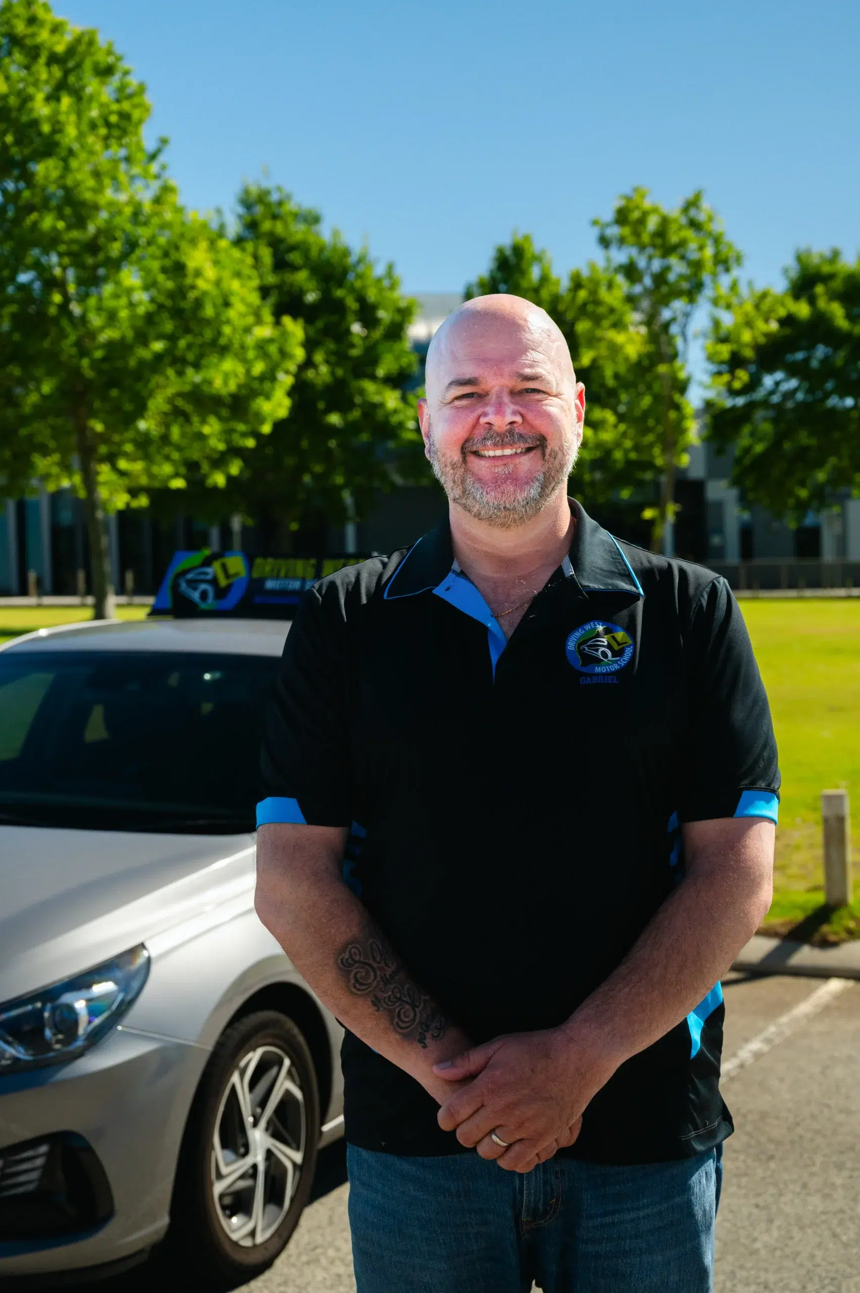 Gabriel — automatic lessons and fluent Spanish Gabriel, Driving West automatic driving instructor south of the river in Perth